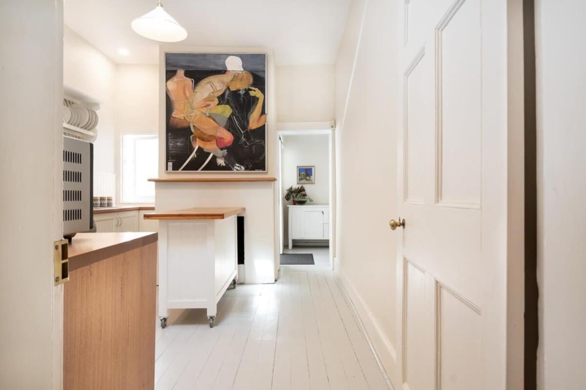 Charming On Charles Villa Launceston Exterior foto