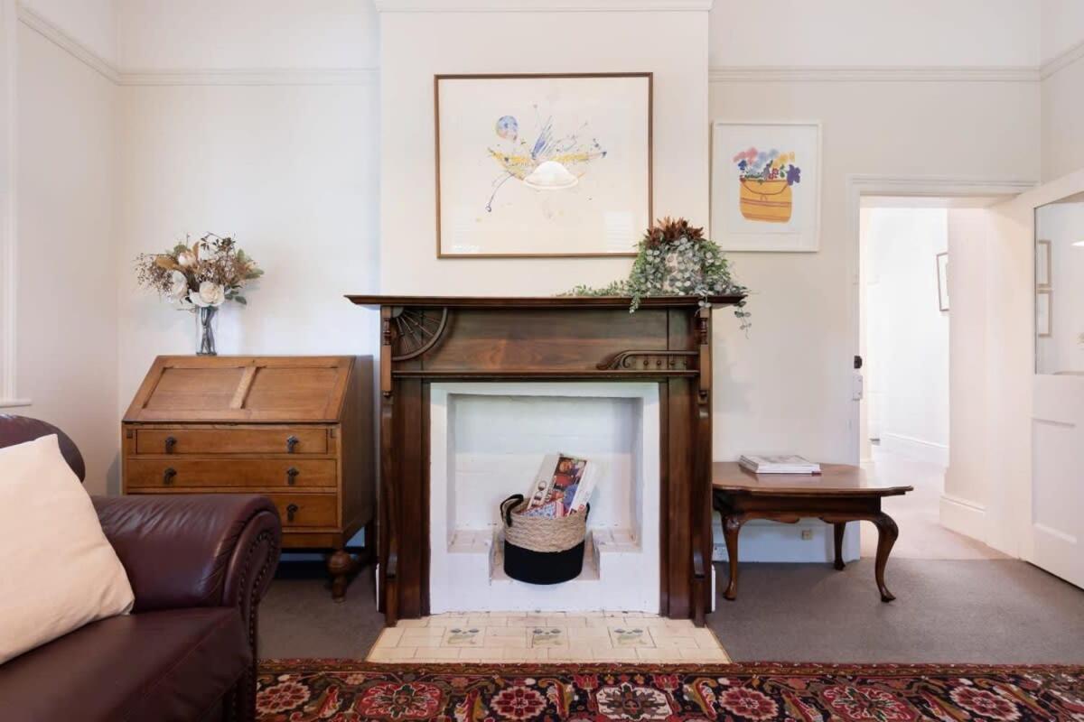 Charming On Charles Villa Launceston Exterior foto